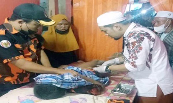 DOK. Kegitan Sunatan Massal oleh PAC Pemuda Pancasila Nipah Panjang Kabupaten Tanjab Timur adakan Sunatan Massal, Kamis (28/10/21).