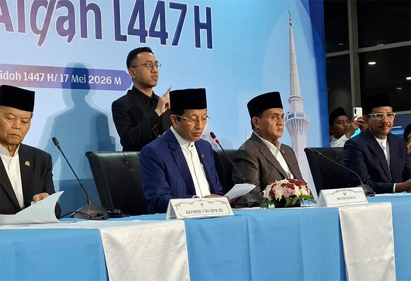 Menteri Agama RI Nasaruddin Umar memimpin jalannya konferensi pers hasil Sidang Isbat Penetapan 1 Zulhijah 1447 H di Auditorium H.M. Rasjidi, Kantor Kementerian Agama, Jakarta, Minggu (17/5/2026). Melalui keputusan bersama tersebut, Pemerintah resmi menetapkan bahwa Hari Raya Idul Adha 1447 H jatuh pada Rabu, 27 Mei 2026. (Foto: Dok. Kementerian Agama RI / ANTARA) 