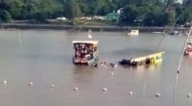 Belasan Penumpang Ketek di Wisata Danau Sipin Tecebur. FOTO : Istimewa