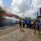 Proses Pemadaman Kebakaran oleh Tim Gabungan, Jum'at (19/8/23). FOTO : Sek Pengabuan