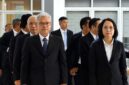 Tiga besar calon Direktur Polteknaker periode 2026–2030. Proses seleksi ketat melalui Sidang Senat Tertutup ini dilakukan guna menjaring pemimpin visioner yang mampu menjawab tantangan dunia kerja global. (Foto: Biro Humas Kemnaker)