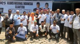 Dok. Pengukuhan TIM Relawan Anies-Cak Imin se Kabupaten Rokan Hilir di Kantor DPW Partai Nasdem di Jln Diponegoro Pekanbaru, Sabtu (16/9/23). [FOTO : kompas1.net]