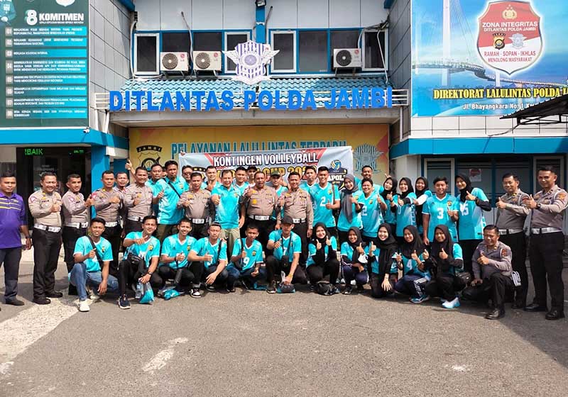 Dirlantas Polda Jambi Kombes Pol Dhafi pada Acara Melepas Kontingen Bola Volly Provinsi Jambi untuk Mengikuti Kejuaraan Kapolri Cup 2023 di Palembang. FOTO : Hms/Dhea.