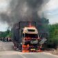 Truk Pengangkut Pisang Terbakar. FOTO : Lintasperistiwa.com