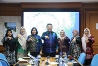 Wakil Katamso pada Kegiatan Presentasi Proposal Pendanaan Program Forest and Other Land Use (FOLU) Net Sink 2030t di hadapan Tim Verifikasi Nasional di Gedung Manggala Wanabakti, Kementerian Kehutanan, Jakarta, Jumat (13/2/26). FOTO : Prokopim