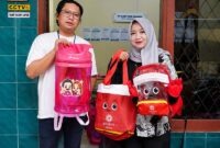 roduk tas karakter Bright Gas hasil kolaborasi Pertamina dengan UMKM binaan PT Glory Nine Degrees menjadi salah satu ikon Bright Store di Jakarta Fair 2026 dan ramai diburu pengunjung hingga viral di media sosial. (FOTO : Dok. Pertamina)