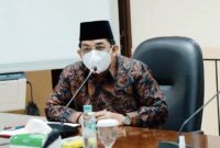 FOTO : Bupati Tanjab Barat H. Anwar Sadat