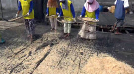 FOTO : Pengolahan Udang Pepai atau Ebi Oleh Nelayan Kuala Tungkal