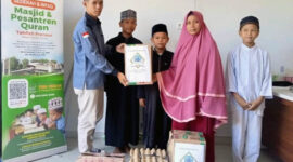 FOTO : DOk. Semarak Kreativitas Mahasiswa Manajemen Keuangan Syariah UIN SUTHA Jambi dan Penyaluran Donasi
