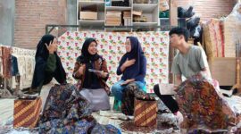 Pertamina Salurkan Hibah Alat Teknologi Senilai Rp 800 Juta Bagi Pemenang UMK Academy. FOTO : HMS