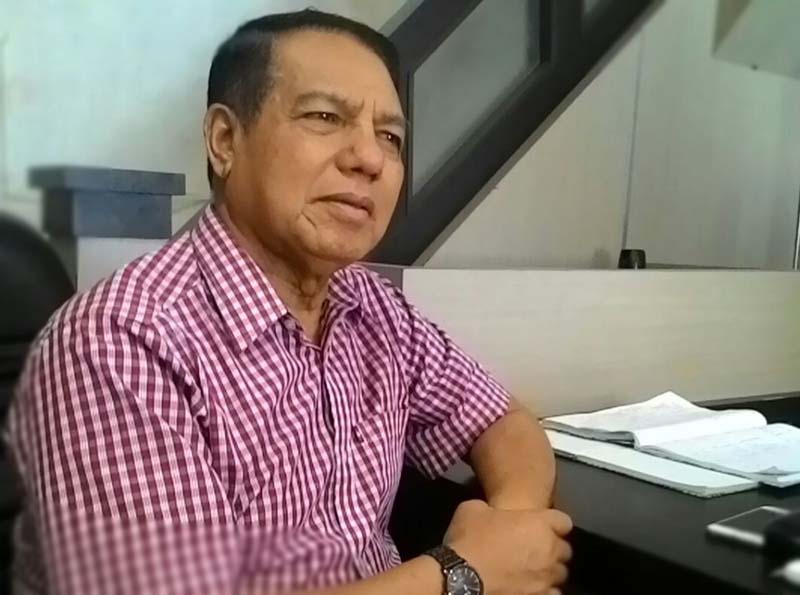 Drs. H. Usman Ermulan, MM Mantan Bupati Tanjab Barat 2 Periode. FOTO : Ist/Net