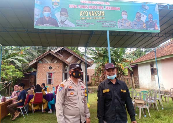 Desa Tunas Mudo Kecamatan Sekernan Sukses Gelar Vaksinasi Mandiri Tahap Kedua, Jumat (17/12/21). FOTO : Noval