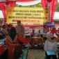 Polres Muaro Jambi menggelar kegiatan Bhakti Kesehatan Sunatan Massal, Vaksinasi dan Pengobatan Gratis di SMA Negeri 6 Desa Mudung Darat, Kecamatan Maro Sebo, Kabupaten Muaro Jambi, Jumat (17/6/22). FOTO : Noval