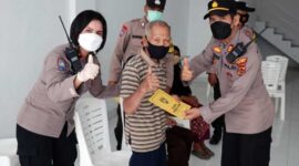 Warga Antusias Ingin Divaksin, Polresta Jambi Siapkan Gerai Vaksin di Transmart, Rabu (9/2/22). FOTO : Istimewa