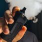Seorang Pria Nyaris Meninggal Gegara Pakai Vape. FOTO : Islustrasi