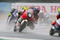 M. Kiandra Ramadhipa yang tampil memukau dalam gelaran FIM JuniorGP World Championship yang berlangsung di sirkuit Magny-Cours, Prancis pada 5-6 Juli 2025. FOTO : IST