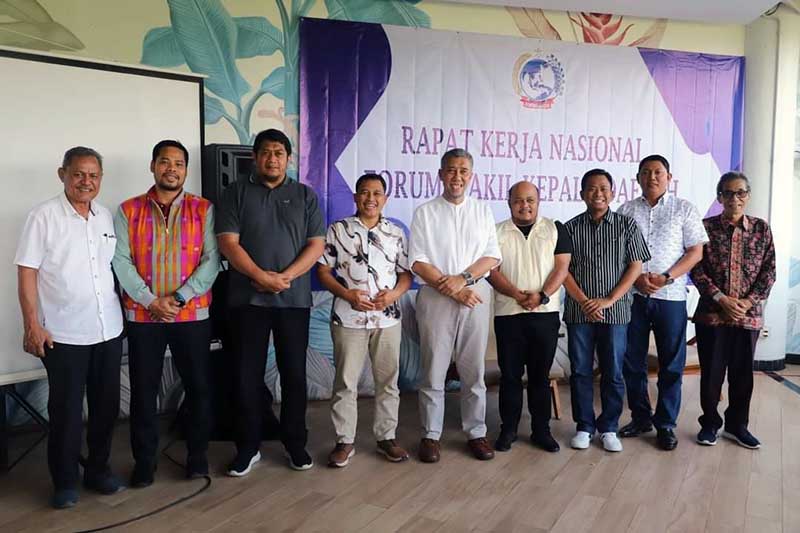 Wakil Bupati Tanjab Barat H. Hairan, menghadiri Rapat Kerja Nasional (RAKERNAS) Forum Wakil Kepala Daerah (FORWAKADA) yang digelar di Hotel Kimaya by Haris Yogyakarta, Rabu (06/12/23). FOTO : HMS