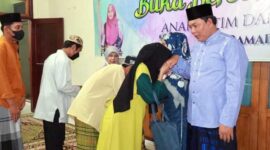 Wabup Hairan Buka Puas Bersama dengan Anak Panti Asuhan Aisyiyah Muhammadiyah. FOTO : Dok.Pom