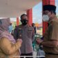 FOTO : Wakil Bupati Kabupaten Tanjung Jabung Barat, Hairan, SH melakukan kunjungan ke puskesmas Tungkal II Kuala Tungkal, Selasa (30/03/21).