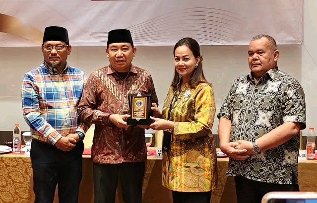 DPRD Tanjab Barat Gelar Bimbingan Teknis untuk Tingkatkan SDM Anggota. FOTO : HMS