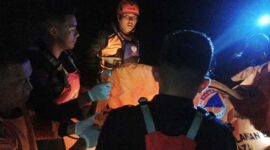 Tim SAR Evakuasi Jenazah Santri Tenggelam di Sungai Batang Asai Ditemukan Meninggal
