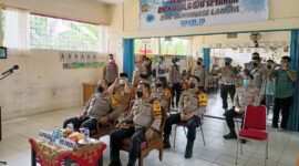 Kapolda Jambi Vicon Bersama Kapolri Terkait Vaksinasi Anak dan Lansia di SDN 66 Kota Jambi, Selasa (8/2/22). FOTO : HUMAS POLDA