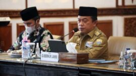 FOTO : Gubernur Jambi Dr. H. Al Haris.