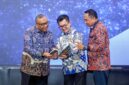 Wakil Menteri Ketenagakerjaan, Afriansyah Noor, saat membuka secara resmi Festival MagangHub hasil kolaborasi Kemnaker dan Corporate University LAN di Jakarta. Lewat platform MagangHub, pemerintah memperluas akses pengalaman kerja langsung guna mencetak talenta muda yang kompeten dan siap kerja. (FOTO : Biro Humas Kemnaker)