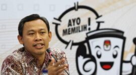 FOTO : Komisioner KPU Pramono Ubaid Tanthowi di Kantor KPU, Menteng, Jakarta Pusat.