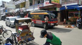 FOTO : Personil Polres Tanjab Barat Ketika Patroli Himbauan Protokol Kesehatan, Kamis (20/08/20)