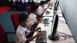 LUSTRASI : Sebanyak 7.665 siswa Sekolah Dasar (SD) dan Sekolah Menengah Pertama (SMP) di Kabupaten Tanjung Jabung Barat akan mengikuti Ujian Akhir Sekolah (UAS) pada April tahun 2021. 